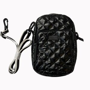 NWOT Vooray‎ Black Core Crossbody Bag Quilted Minimalist Travel Athletic